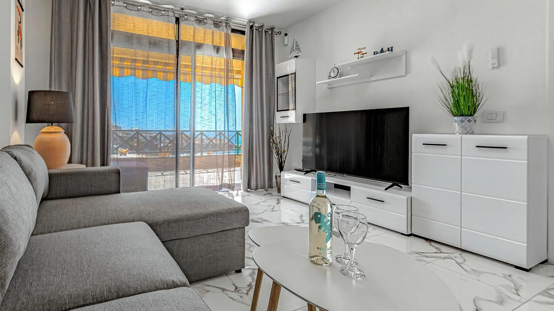 Apartamento Ocean View Sunflower La Arena Puerto de Santiago  España