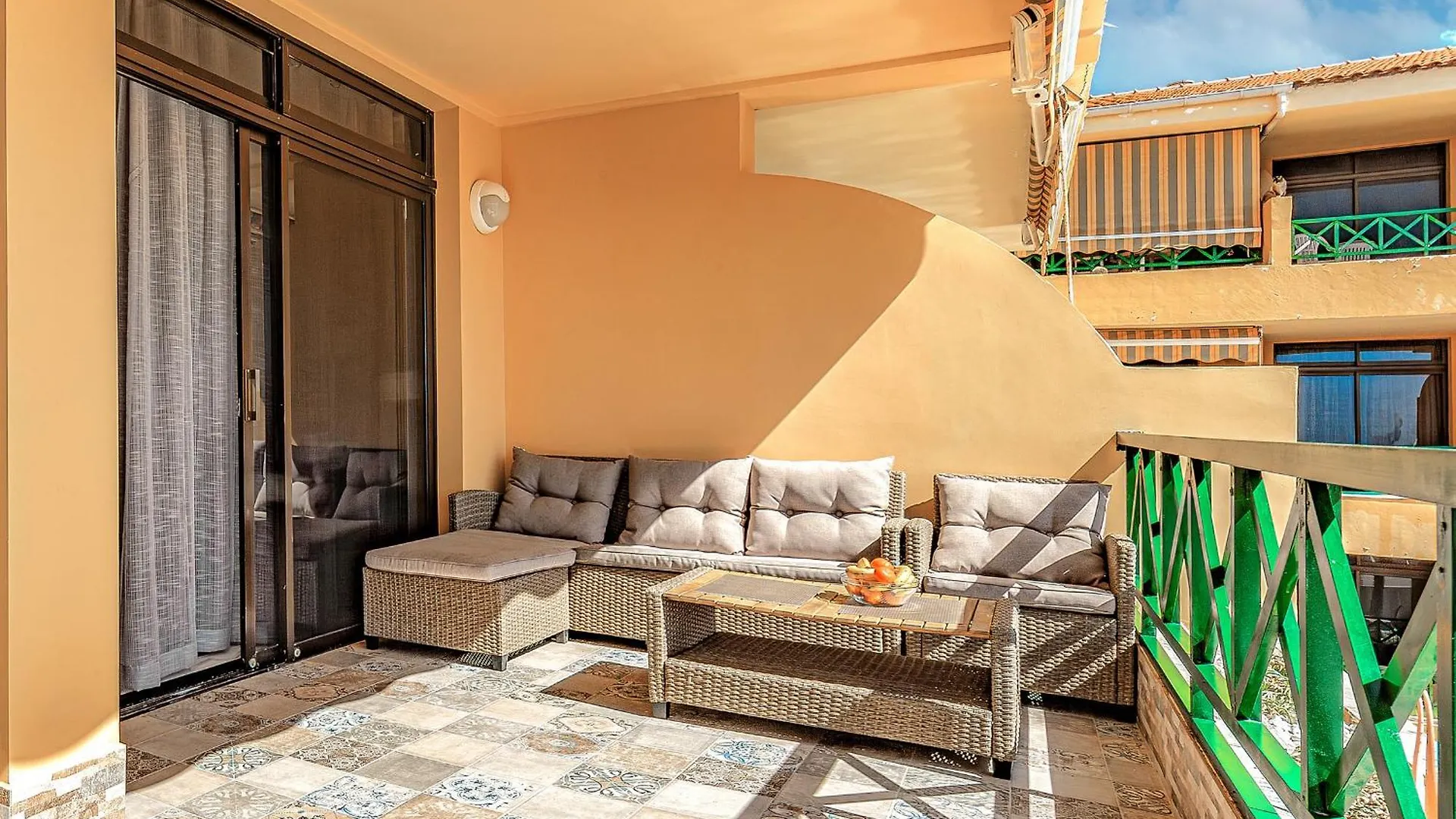 Ocean View Sunflower La Arena 푸에르토 데 산티아고 0*,  스페인